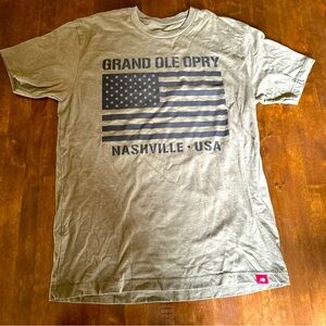 Grand Ole Opry Womens M Shirt Nashville Army Green‎ America Flag Patriotic USA